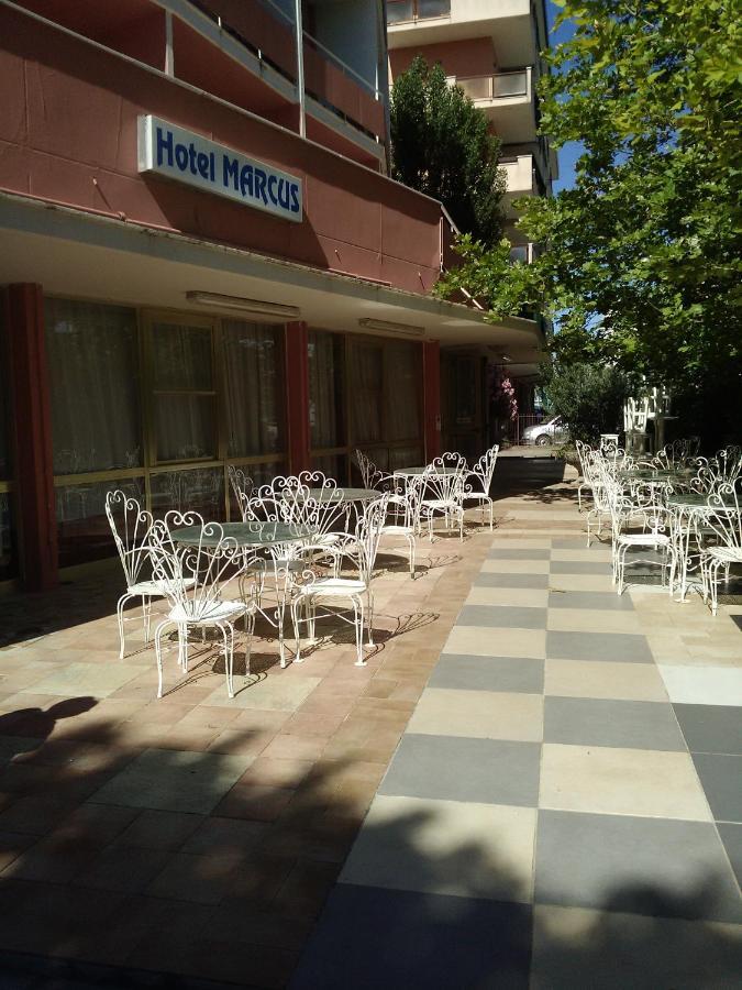Hotel Marcus Cesenatico Exterior photo